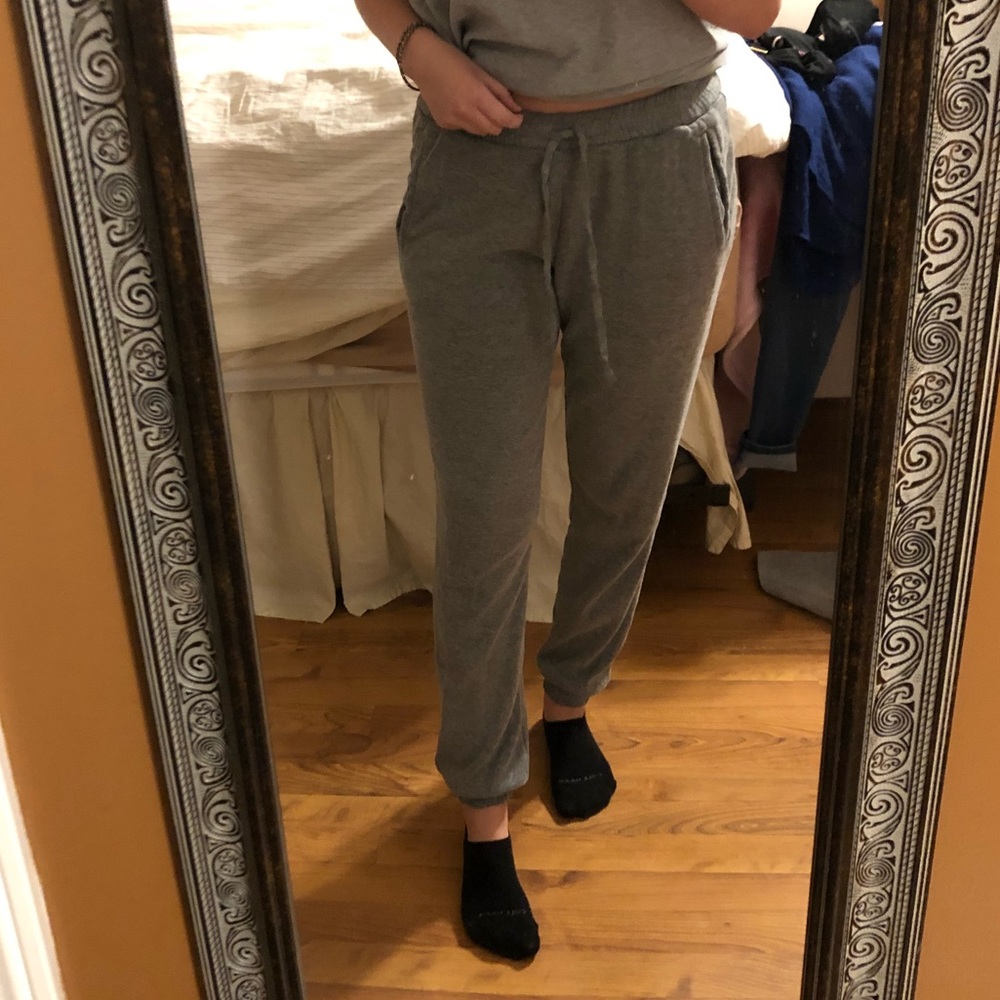 Brandy Melville sweats